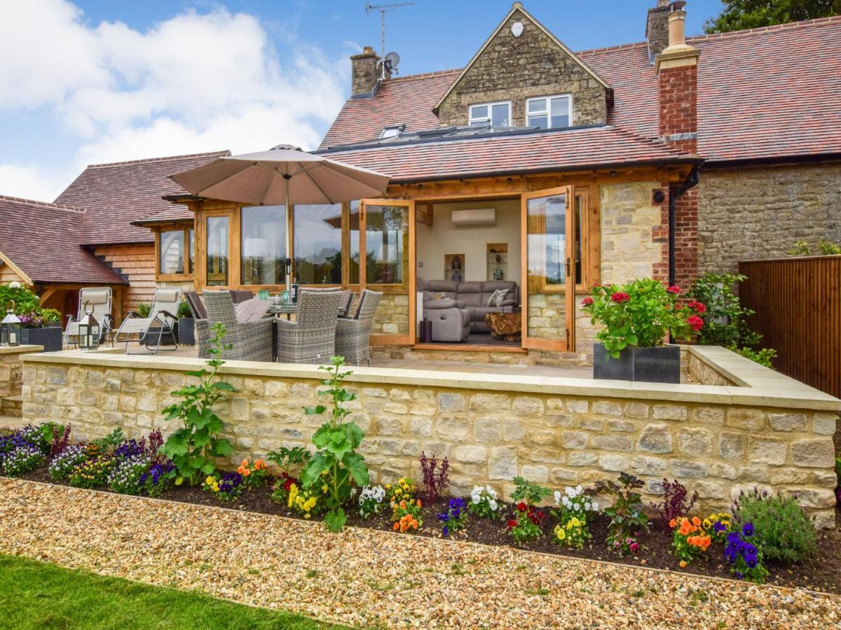 Hyde Tyning Cottage Minchinhampton Esterno foto